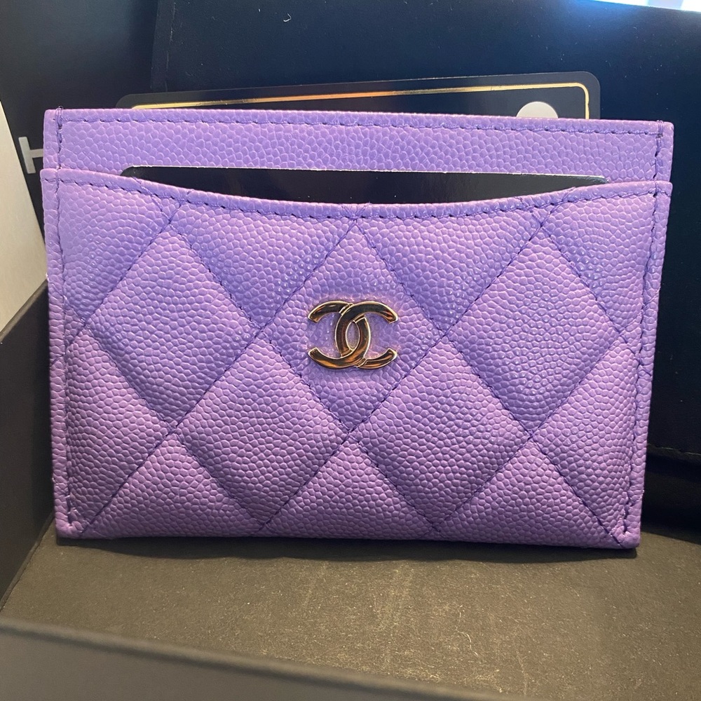 Chanel 20s Purple Flat Card Holder - Picture 1 of 14